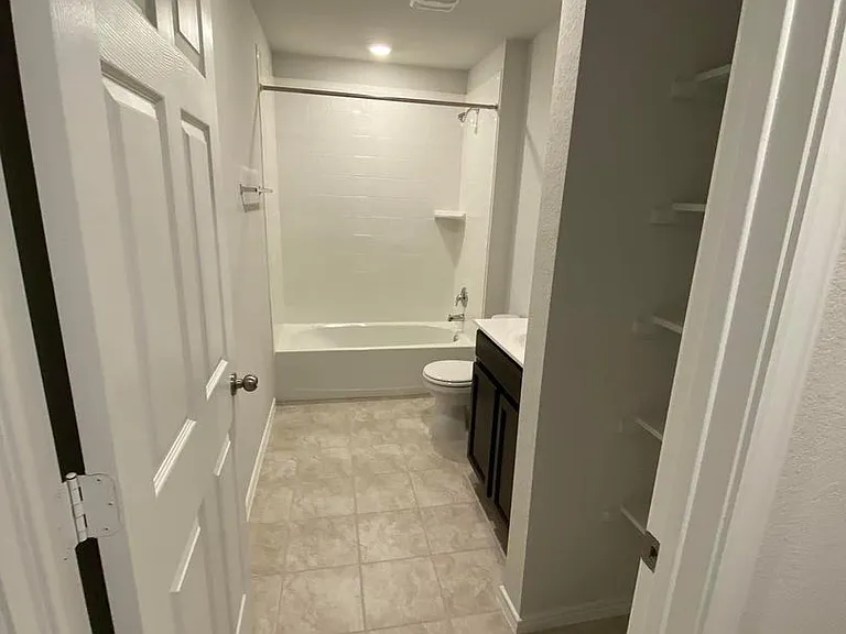 9509 Murandy Dr — Photo 9