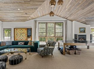 11662 Duque Dr, Studio City, CA 91604