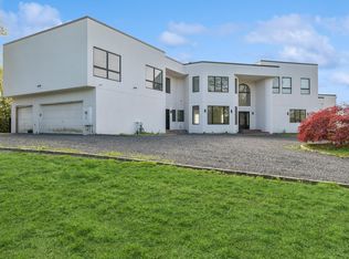 190 Priscilla Rd, Woodmere, NY 11598