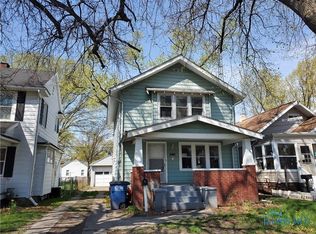 3633 Almeda Dr, Toledo, OH 43612