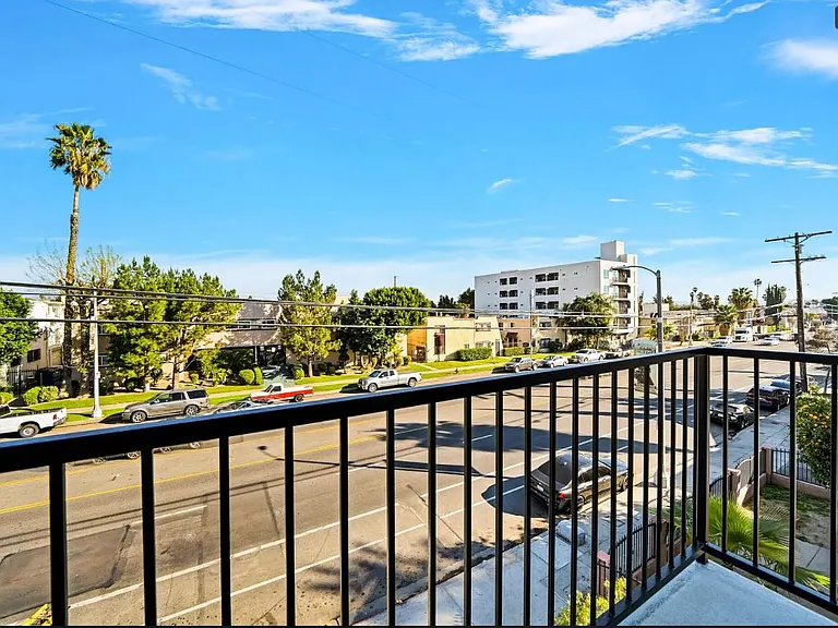 8827 Van Nuys Blvd #201 — Photo 6