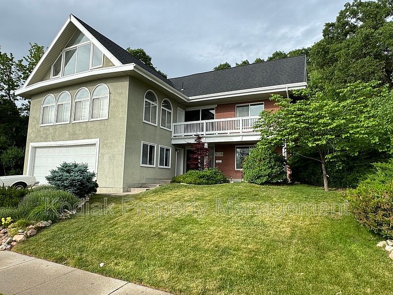 1st image of 2253 S Scenic Dr