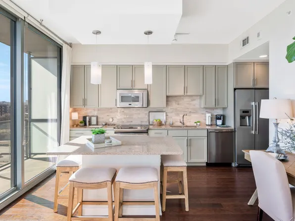 1212 Laurel St APT 711, Nashville, TN 37203