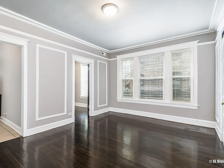 635 E 50th Pl #2 — Photo 6
