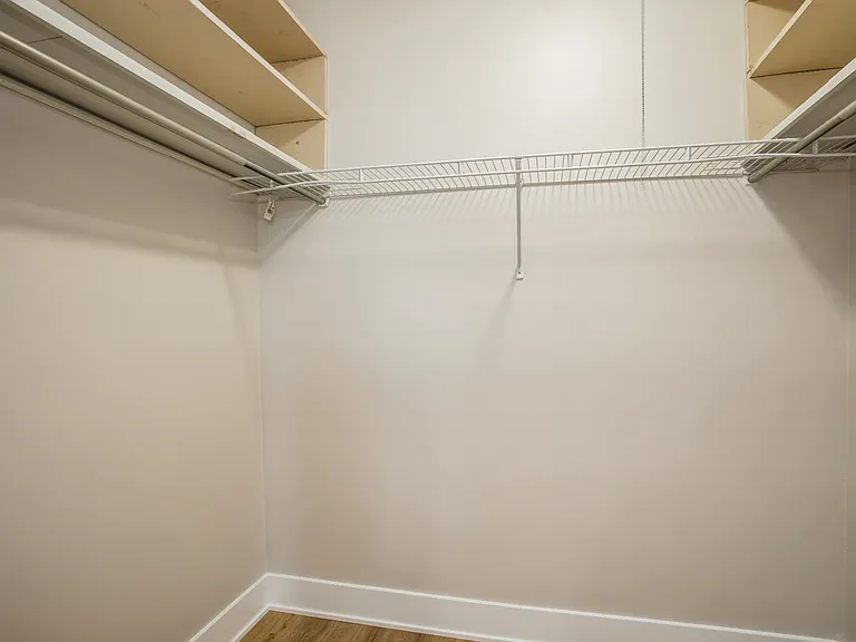 1401 Volkamer Trl — Photo 16