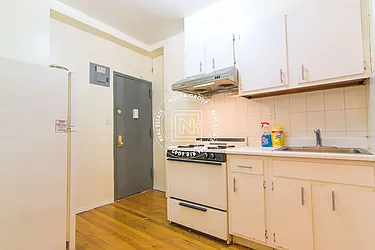 Rented by Nolita Group