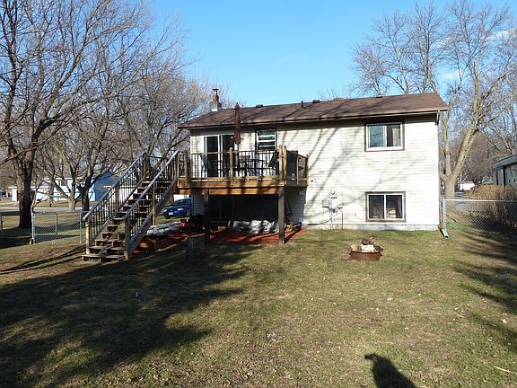4th image of 621 Saint Andrews Dr