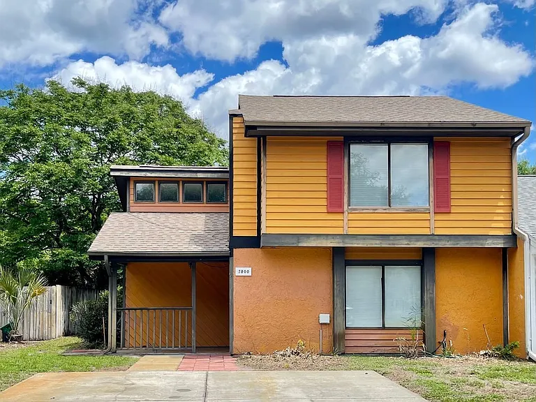 7800 Fernbrook Way — Photo 1