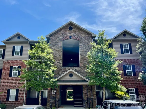 111 Appeldoorn Cir, Asheville, NC 28803