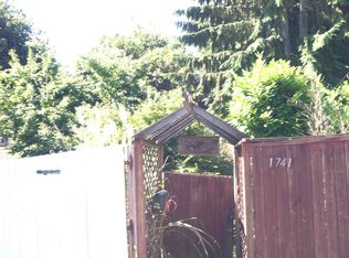 1741 NE 89th St, Seattle, WA 98115