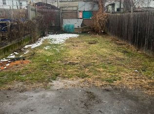 138 N 8th St, Reading, PA 19601