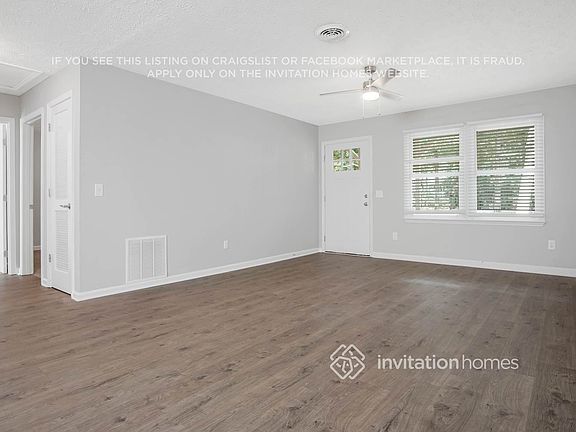 4th image of 210 Meadowbrook Dr