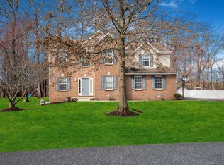 7213 Arrowhead Dr, Upper Marlboro, MD 20772