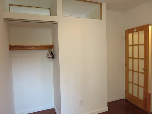 Rented by Majesty Management | media 28