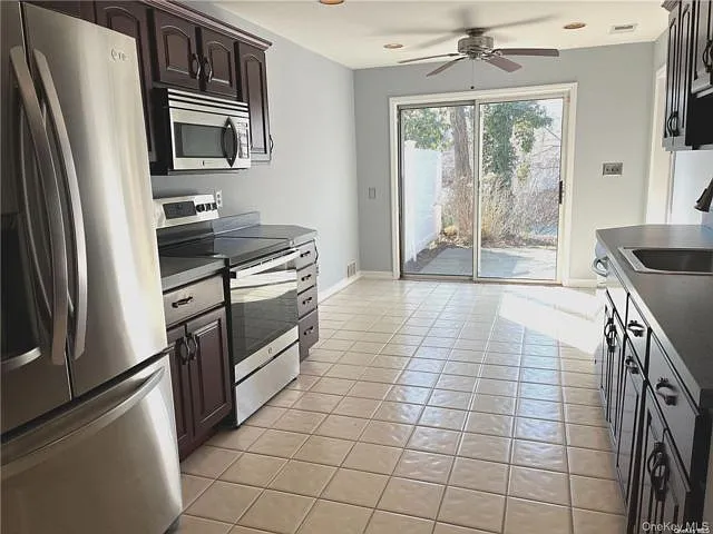 132 Fairfield Dr — Photo 7