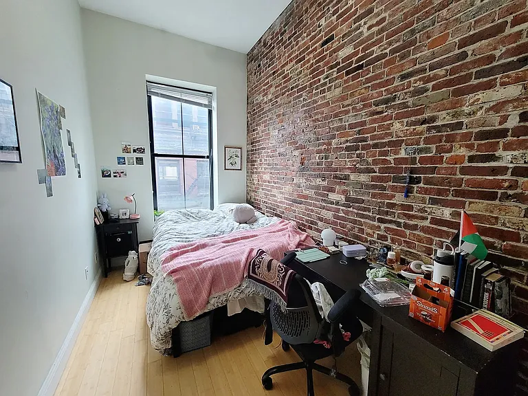 37 Temple Pl #404 — Photo 7