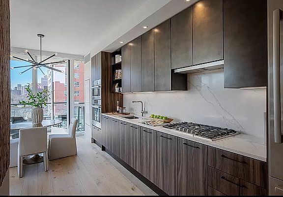 5th image of 251 E 2nd St #3E