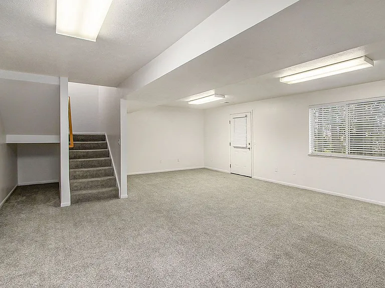 Gull Prairie/Gull Run Apartments and Townhomes — Photo 58