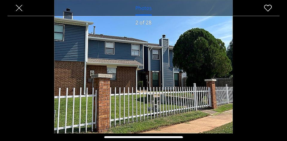 Shared Fenced Front Yard