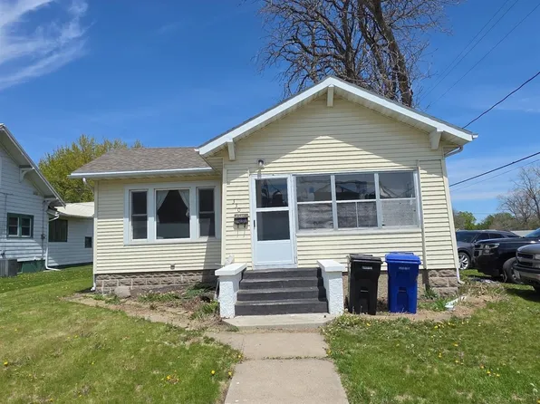 330 1st St SE, Calumet, IA 51346