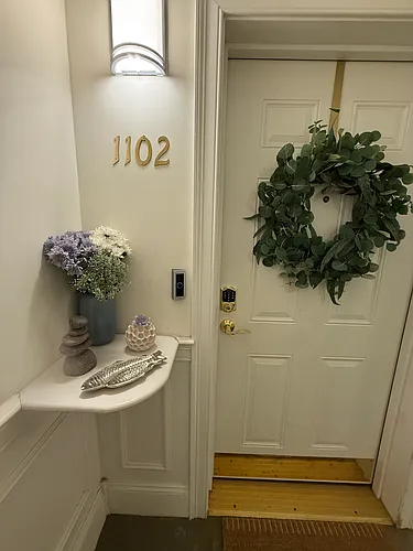 1000 Davenport Ave #1102 Photo 1