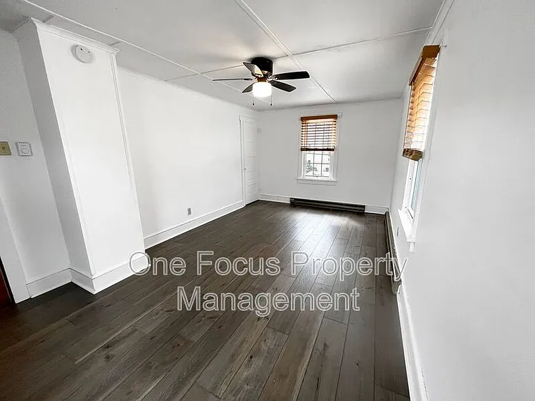 145 Center St — Photo 13