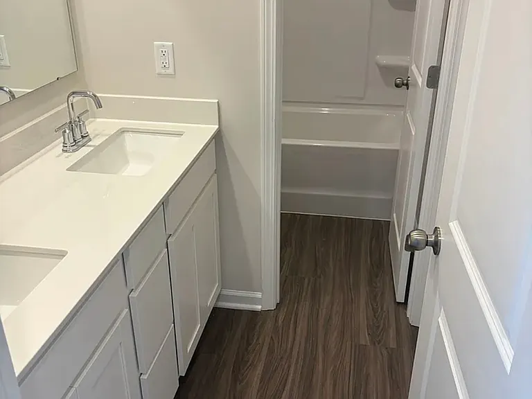 13236 Hampton Bay Ln — Photo 1