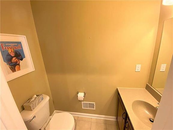 3rd image of 1512 Brookstone Pl