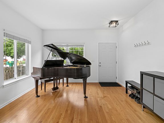 4th image of 312 Richfield Trl