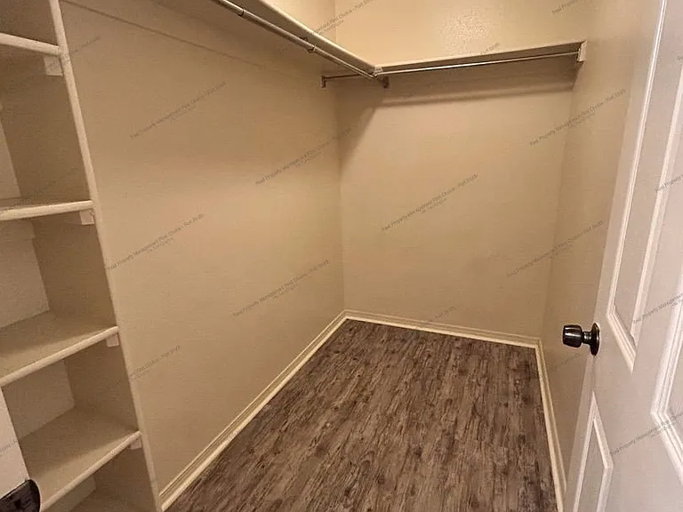 4806 Park Ave — Photo 28