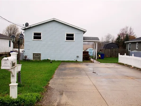 1487 Whittlesey Ave, Atwater, OH 44201