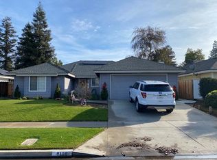 8106 N Callisch Ave, Fresno, CA