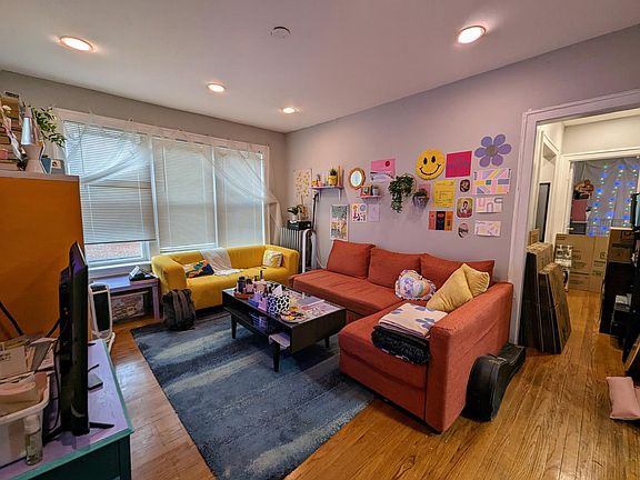 5th image of 1948 1/2 N Spaulding Ave #3A