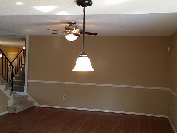 Den connect to open kitchen