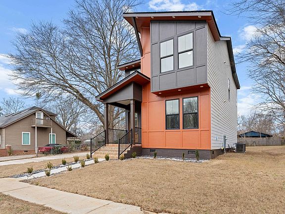 3rd image of 112 Edwards St