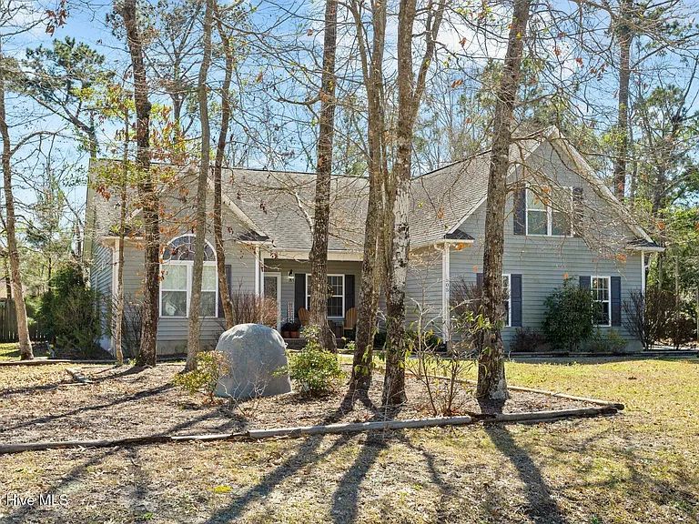 505 Pinehurst Cir — Photo 15