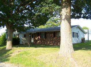 13888 Farm Road 1115, Cassville, MO 65625