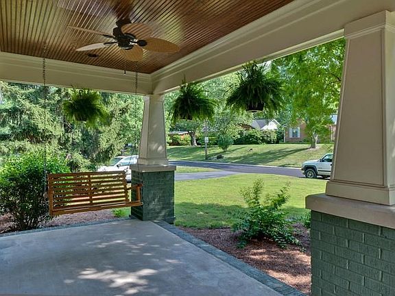 1709 Wensley Dr-Front Porch 2