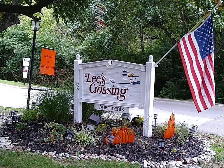 Lees Crossing Apartments — Photo 6