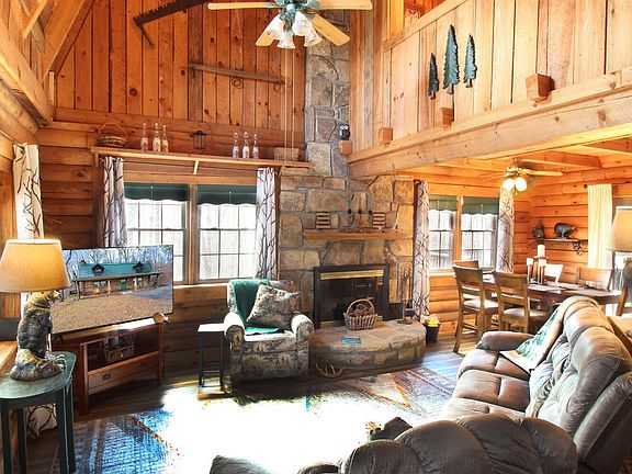 3rd image of 1923 Bales Way