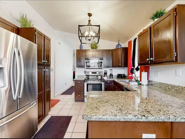 709 E Glenhaven Dr — Photo 16