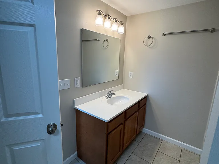 3805 Rowe School Rd — Photo 5