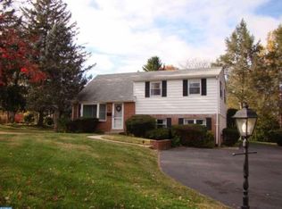 311 Penn Oak Rd, Flourtown, PA 19031