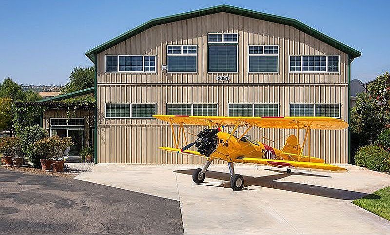 The AeroLOFT Exterior