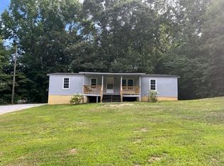 6841 Capitola Farm Rd, Flowery Branch, GA 30542