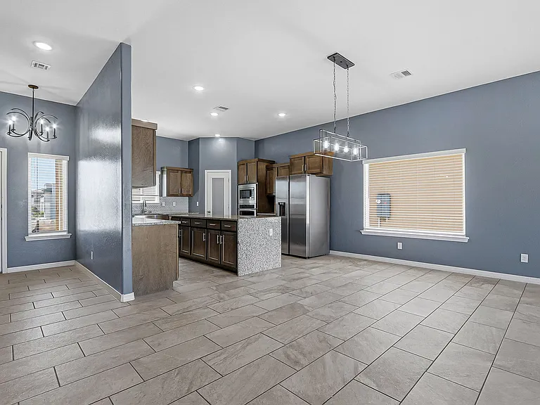 2300 Sammy Cervantes St — Photo 15