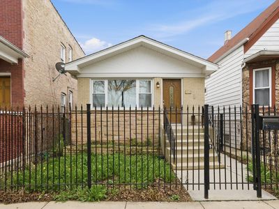 4311 W Shakespeare Ave, Chicago, IL, 60639