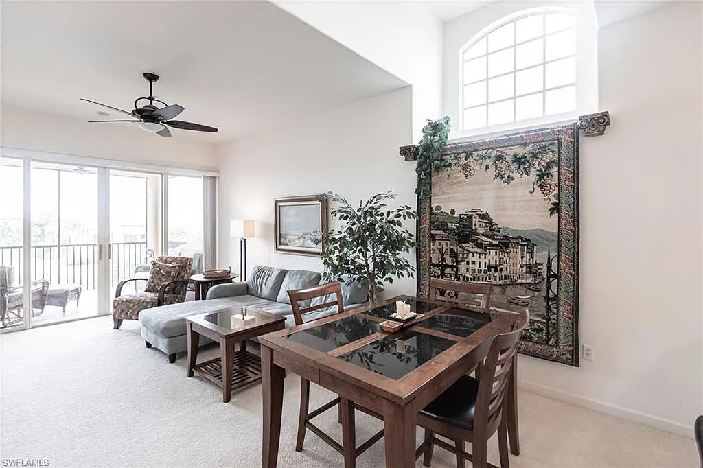 3 bed, 2.0 bath, 1317 sqft, $6,000 — Photo 4