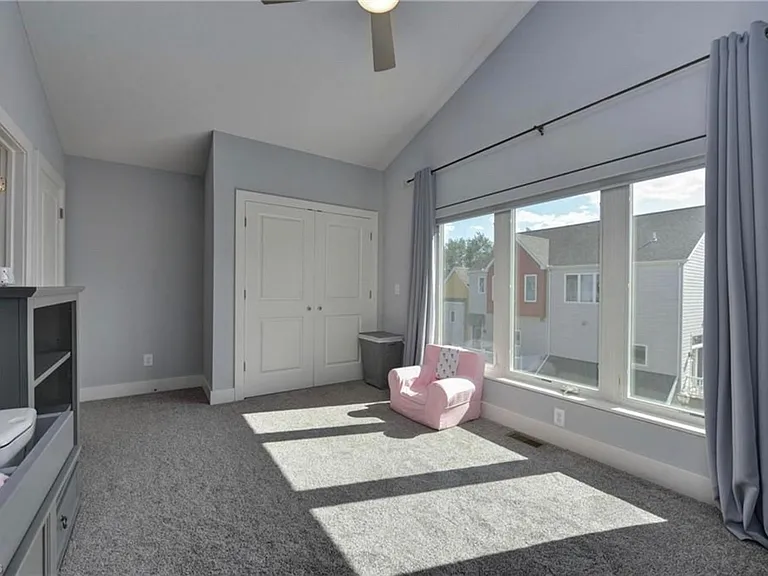 2293 City View Dr — Photo 22