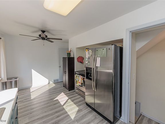 4th image of 6478 Lawnwood Ave